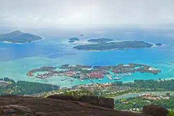 stunning islands in Seychelles
