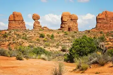 biking and stunning views in Moab